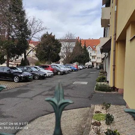 Апартаменты Bj Szallas Залаэгерсег