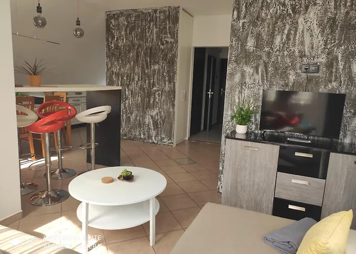 Апартаменты Bj Szallas