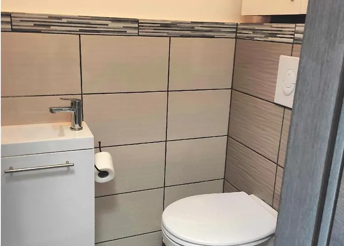 Bj Szallas Залаэгерсег