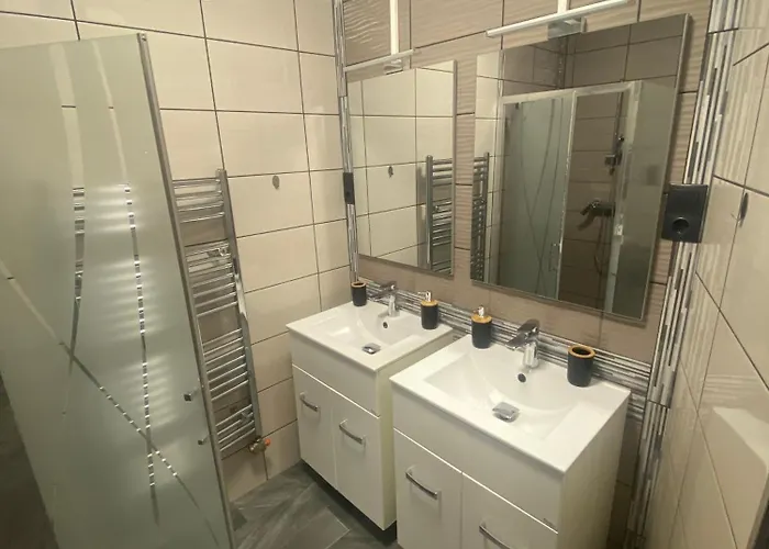 Bj Szallas * Залаэгерсег